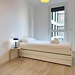 Ocean View Balcony - New 3bed 6pax Vigo