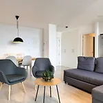 Ocean View Balcony - New 3bed 6pax *