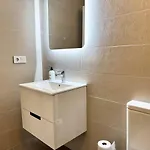 Ocean View Balcony - New 3bed 6pax * Vigo