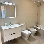 Ocean View Balcony - New 3bed 6pax Appartement *