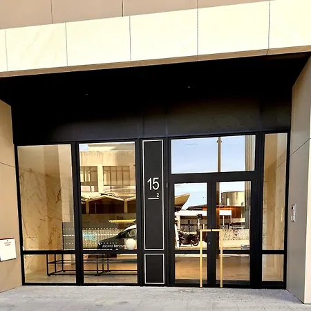 Ocean View Balcony - New 3bed 6pax Apartment