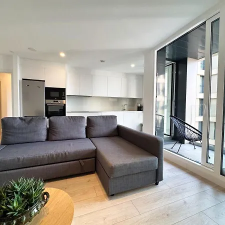 Ocean View Balcony - New 3bed 6pax * Vigo