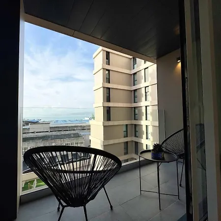 Ocean View Balcony - New 3bed 6pax