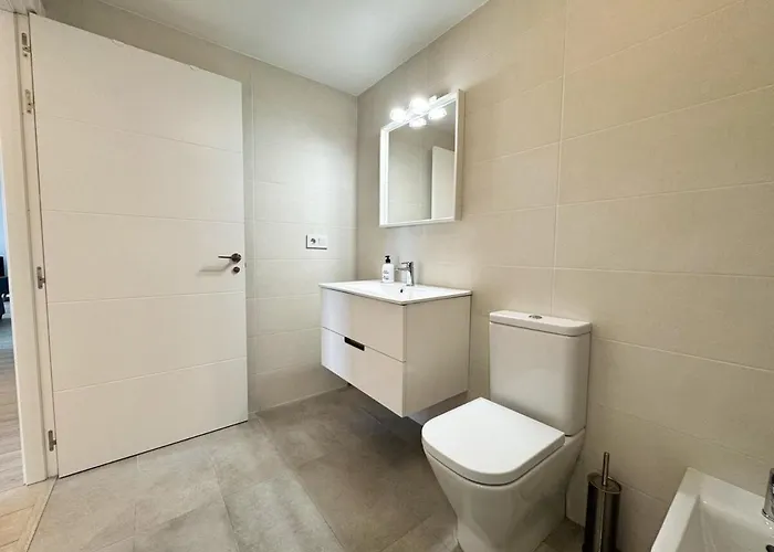 Ocean View Balcony - New 3bed 6pax דירה *