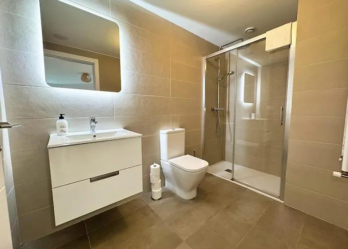 Ocean View Balcony - New 3bed 6pax דירה *