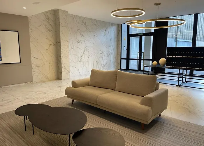 דירה Ocean View Balcony - New 3bed 6pax ויגו
